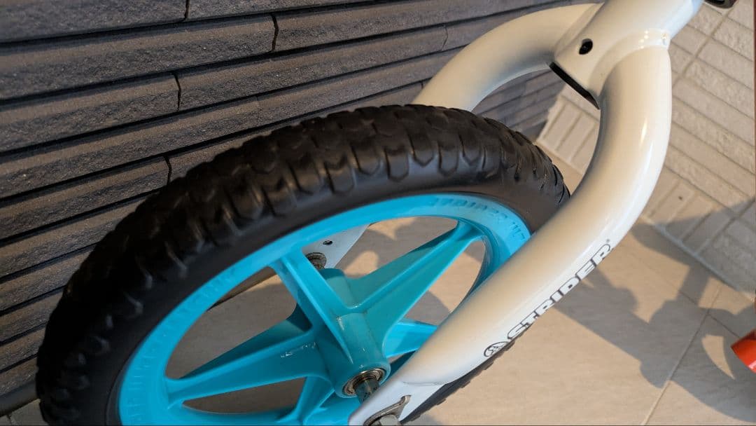 【美品】ストライダー　スポーツモデル　ピンク　12インチ　ムラサキスポーツ限定色