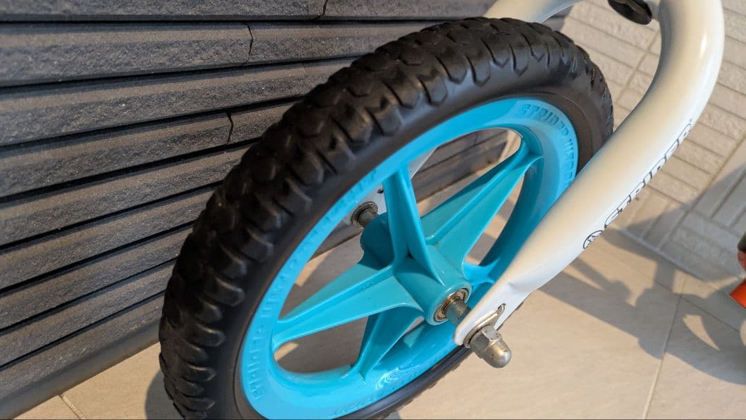 【美品】ストライダー　スポーツモデル　ピンク　12インチ　ムラサキスポーツ限定色