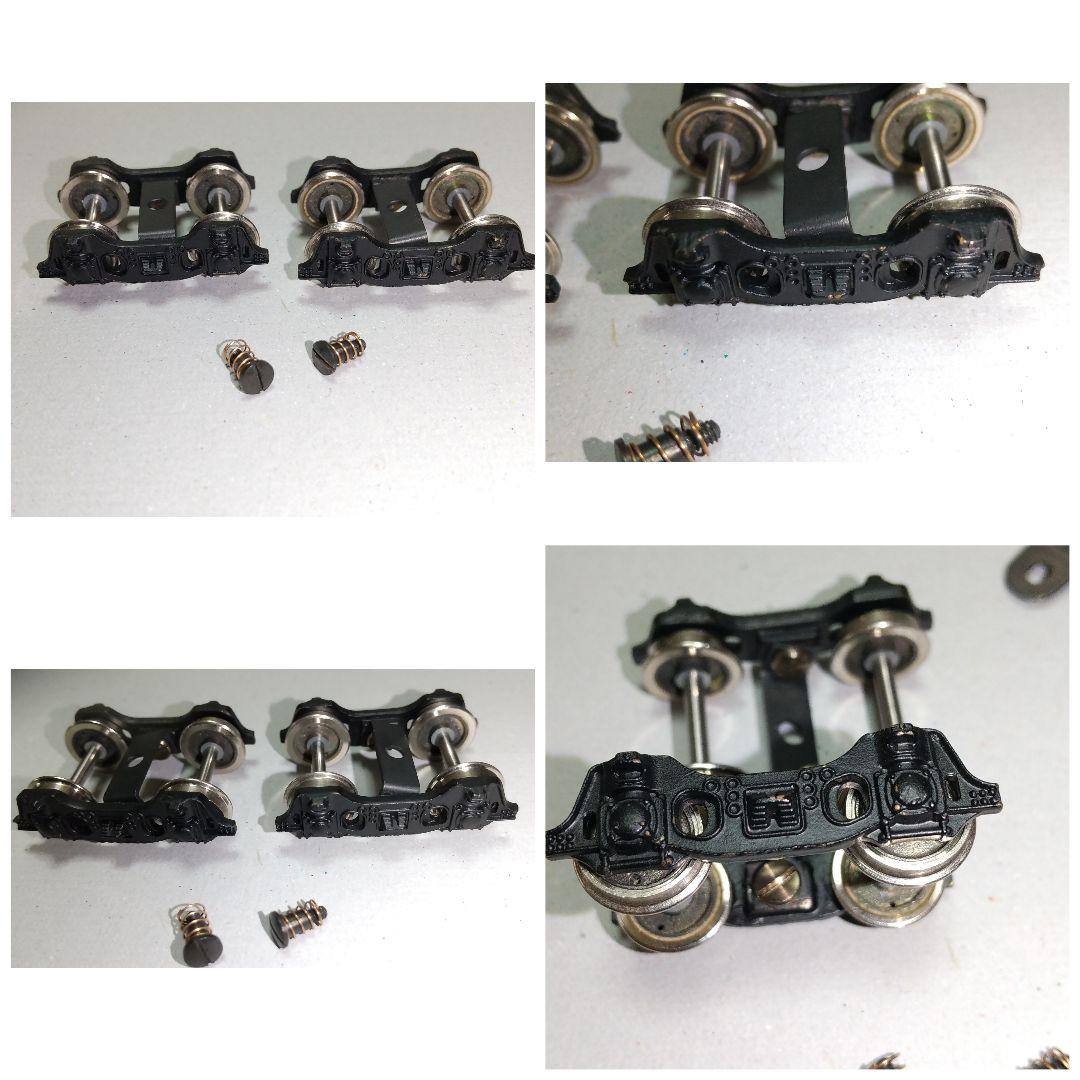 二軸先台車。 従台車 (2種)。テンダー台車(2種)、他パーツ。鉄道模型