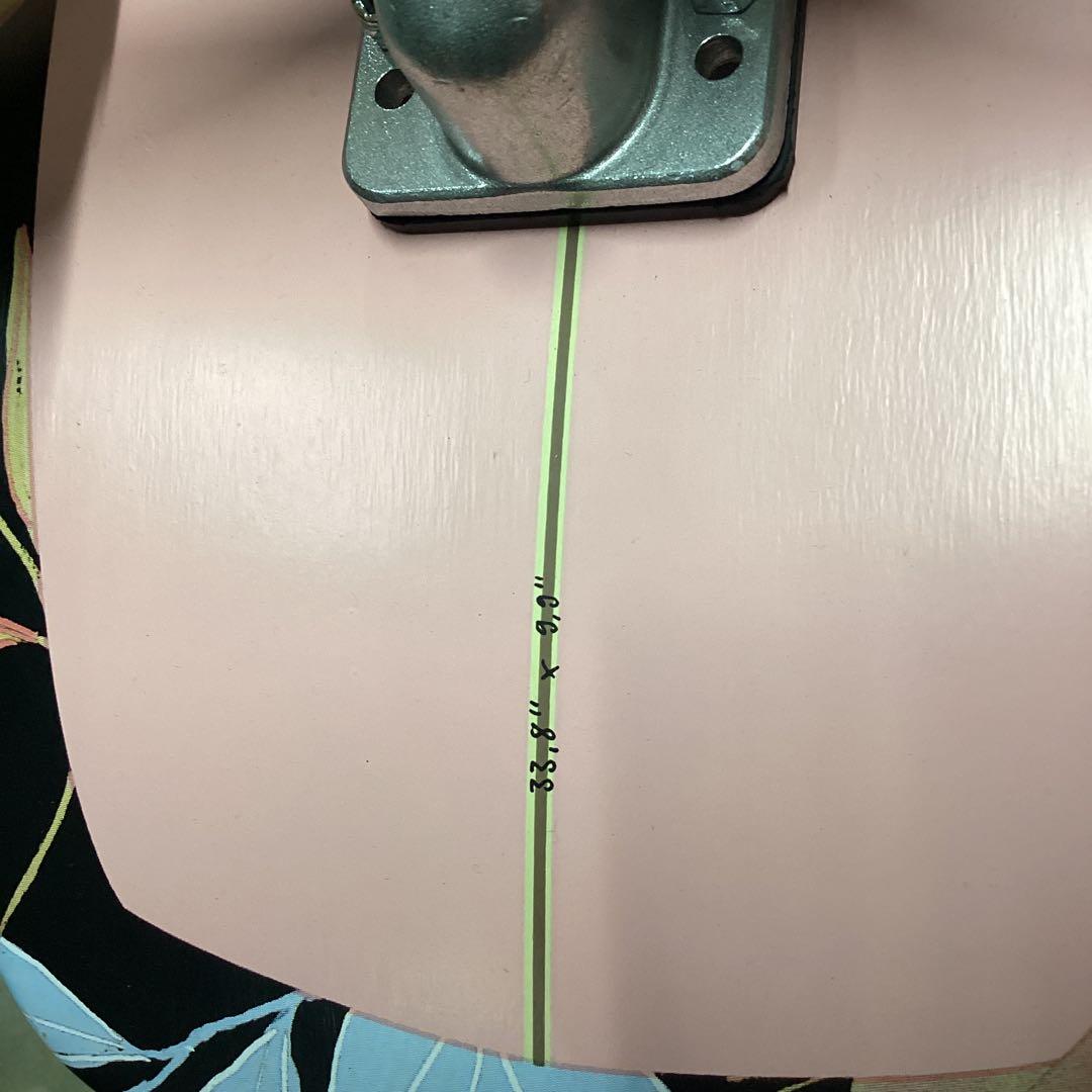 新品格安女の子に大人気オシャレなロキシーサーフスケート33.8インチ花柄xピンク