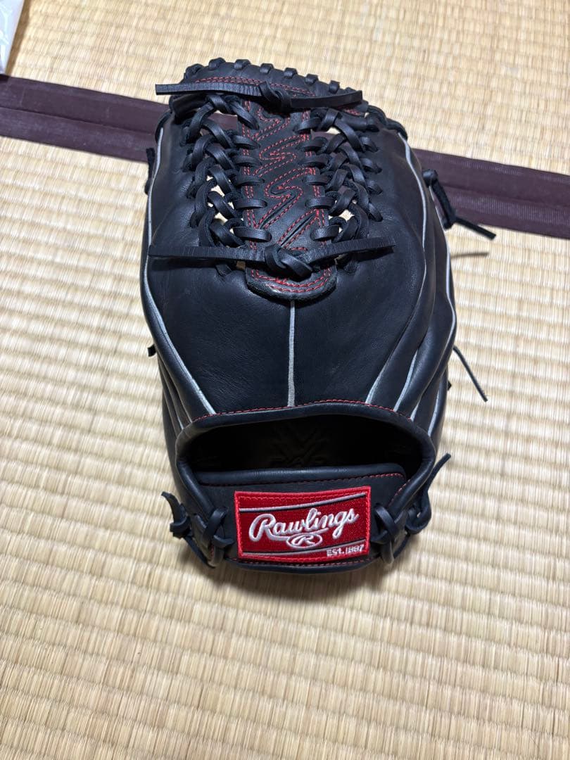 ローリングス黒 野球グローブ
