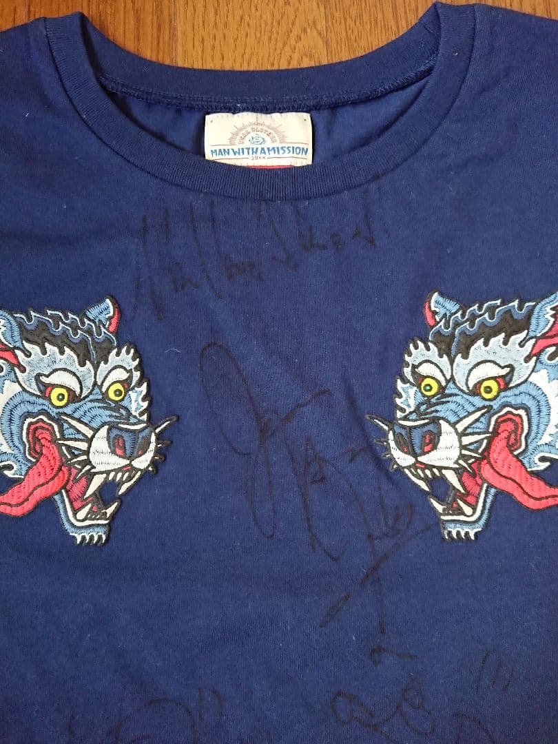 MAN WITH A MISSIONメンバー直筆サインTシャツ