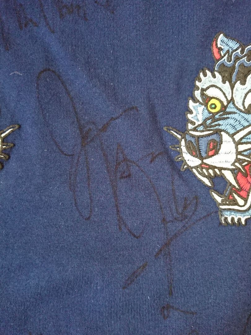 MAN WITH A MISSIONメンバー直筆サインTシャツ