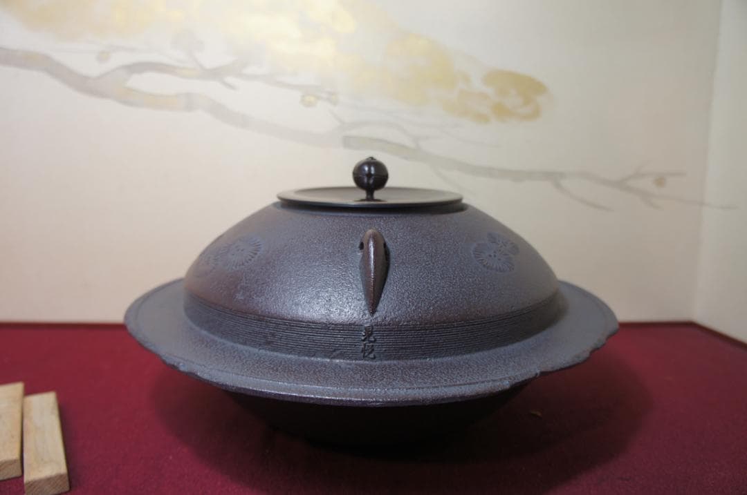 ☆美品 在銘 大型平蜘蛛釜 透木釜 　透木送料込み