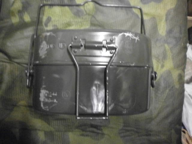 c*e様 自衛隊　本物　戦闘飯盒　Ⅱ型　 はんごう