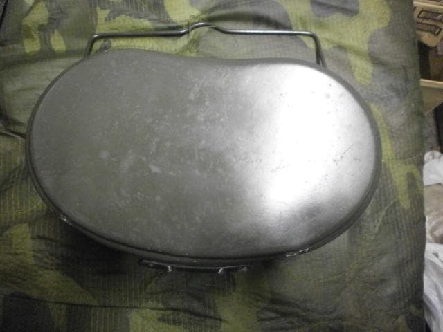 c*e様 自衛隊　本物　戦闘飯盒　Ⅱ型　 はんごう