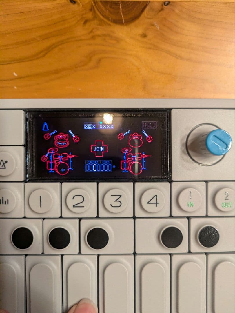 鍵盤楽器 teenage engineering op-1