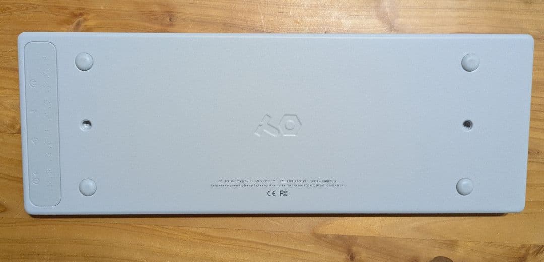 鍵盤楽器 teenage engineering op-1