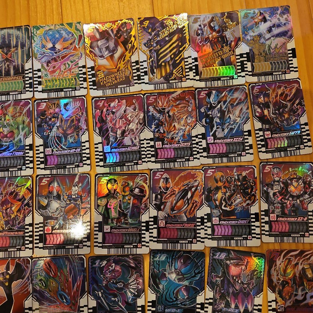 まとめ売り 100枚 ダブリなし仮面ライダーガッチャード　ライドケミートレカ