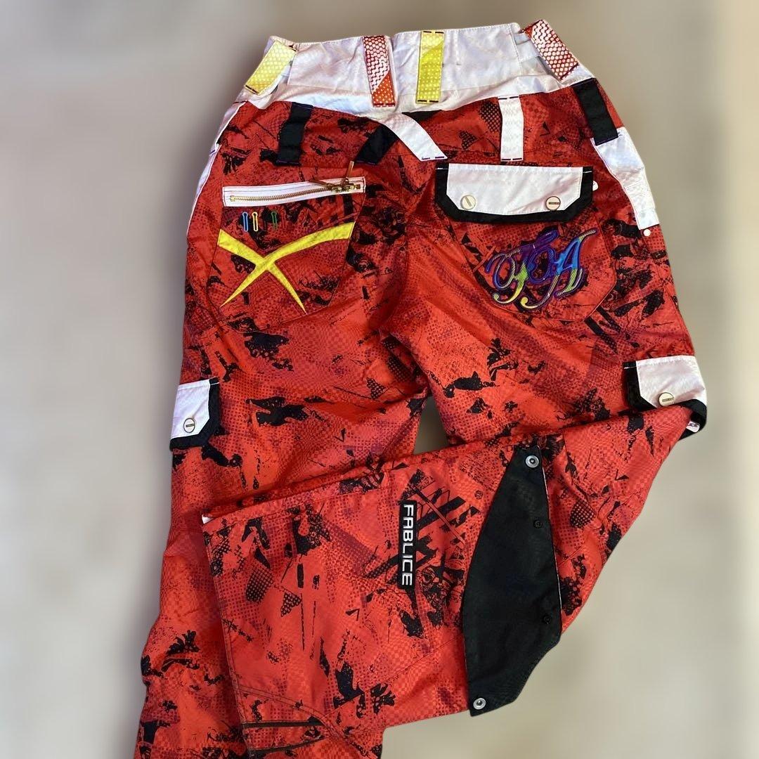 FABLICRICE スキーウェア スノボウェア 上下 白✖️赤 Mサイズ