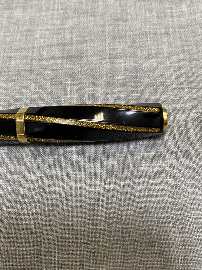 ビスコンティ　VISCONTI　ディヴィーナ　ボールペン