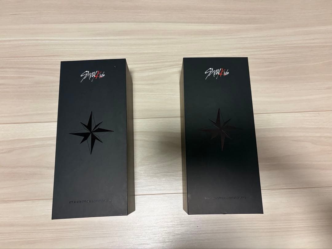 アイドル Stray Kids OFFICIAL LIGHT STICK VER.2