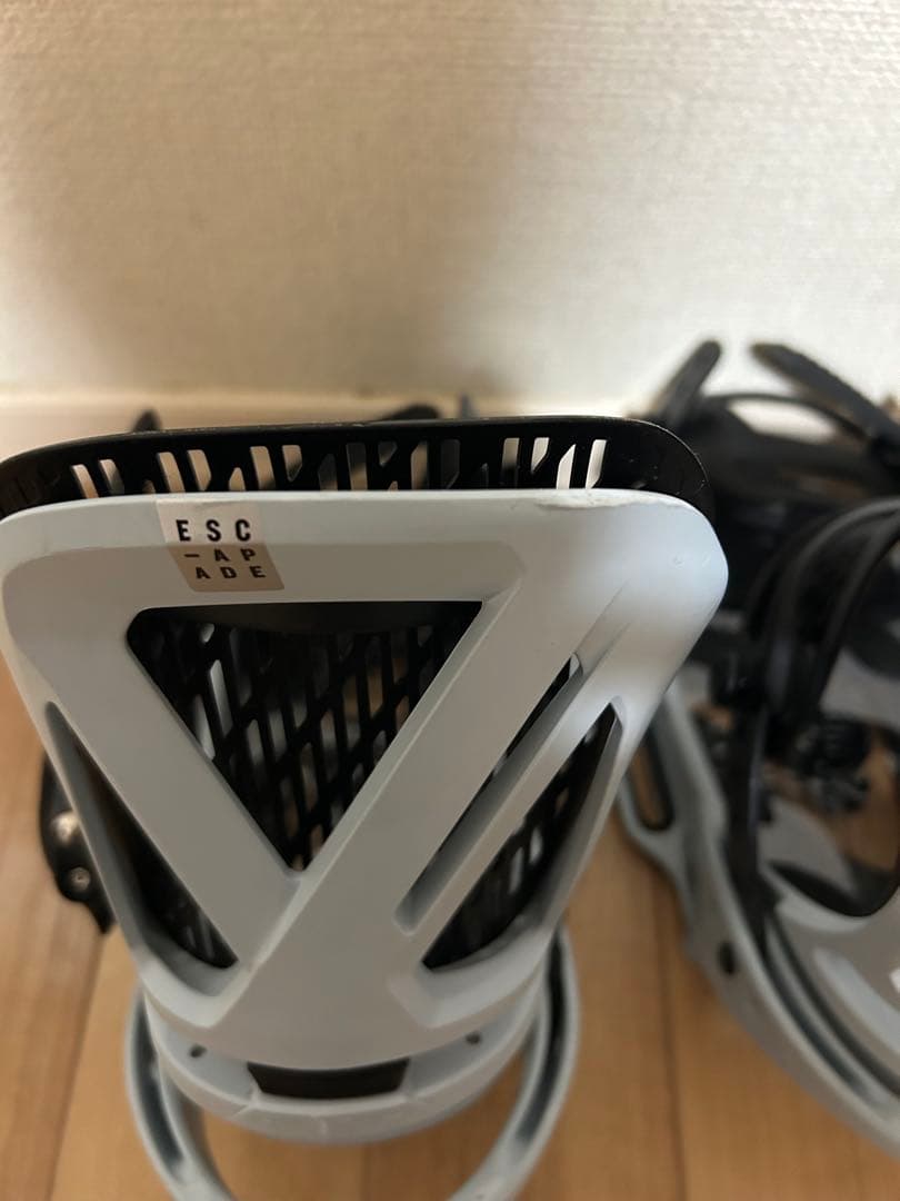 ウィメンズ Burton エスカペイド EST スノーボードバインディング　M