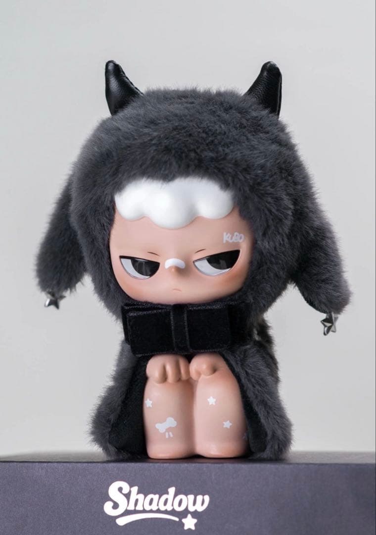POPMART KUBO Shadow ぬいぐるみペンダント