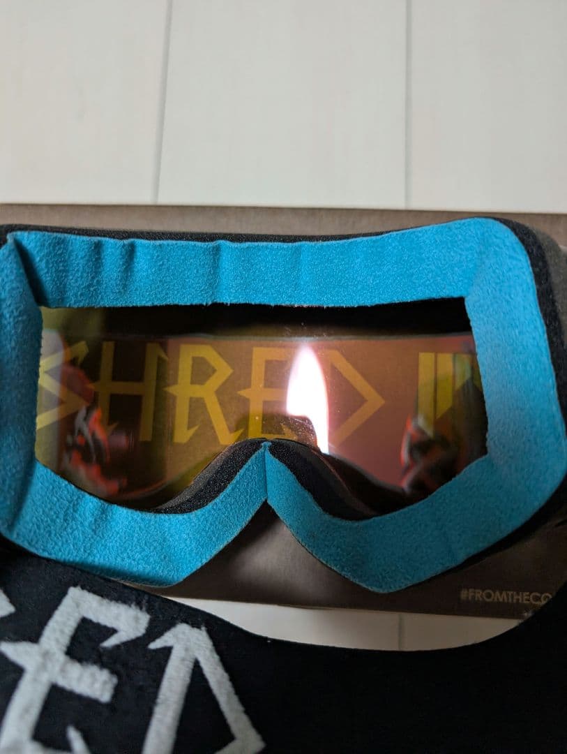 SHRED ゴーグル