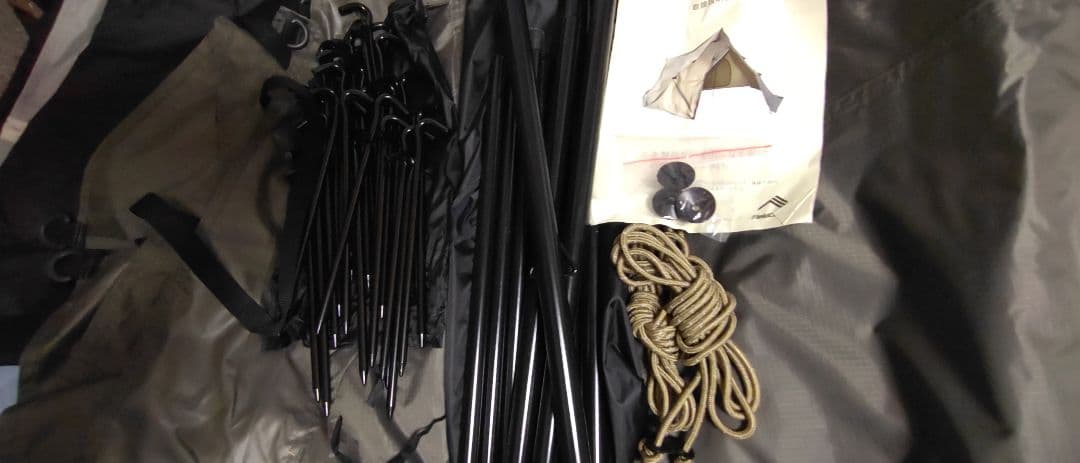 ワークマン　シェルター　テント