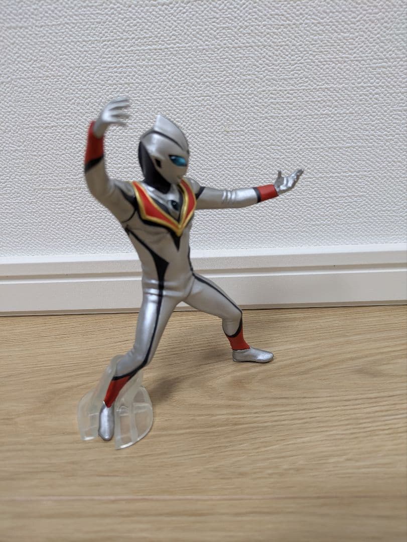 アルティメットルミナス イーヴィルティガ/キリエロイド