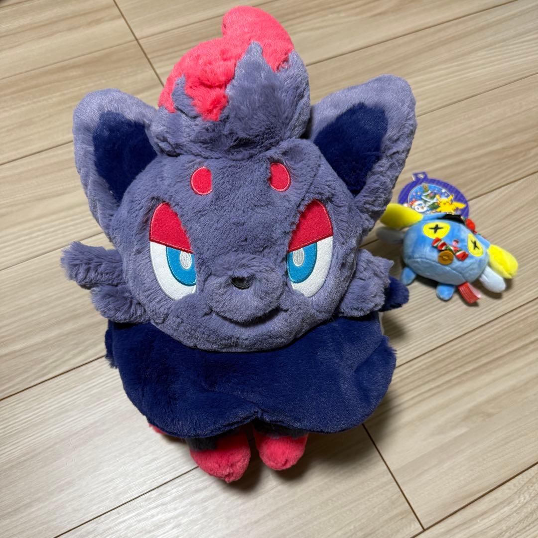 ポケモン　ふわふわ抱きぬいぐるみ　ゾロア　タグあり