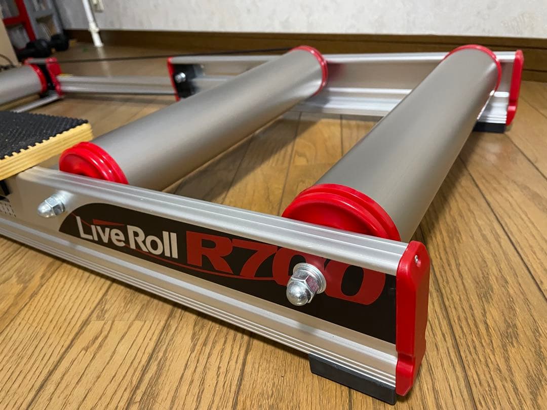 【美品】MINOURA 3本ローラー Live Roll R700　ミノウラ