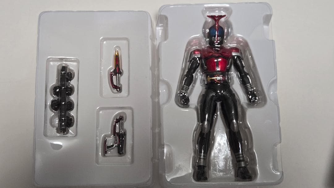 S.H.フィギュアーツ(真骨彫製法) 仮面ライダーカブト 欠品あり