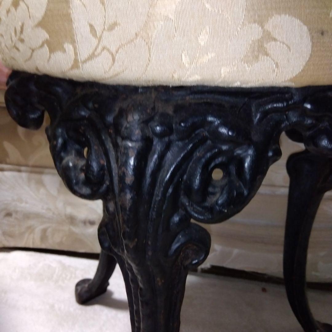 アールデコ\"アンティーク”アイアン製装飾スツール