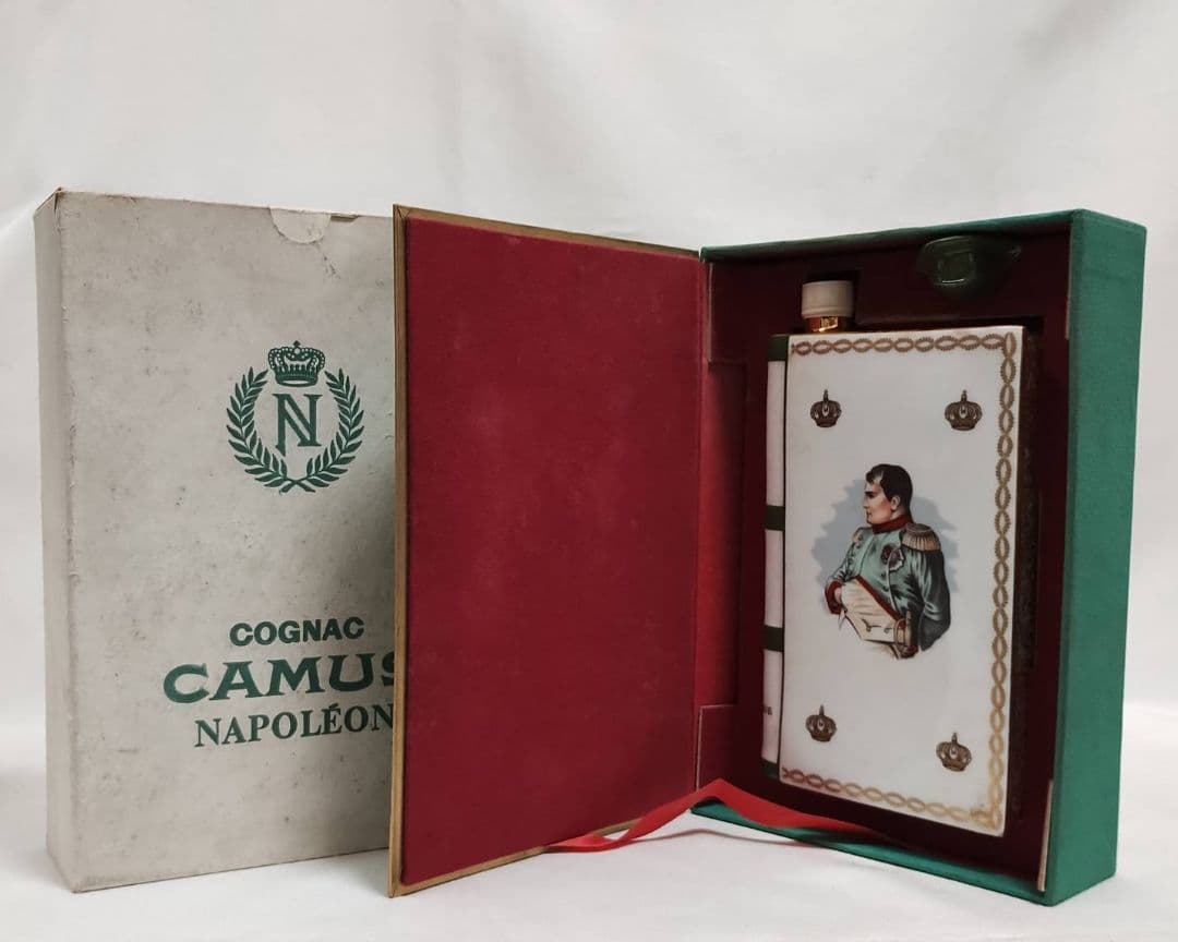 【未開封】CAMUS ナポレオン ブック ブランデー 陶器製