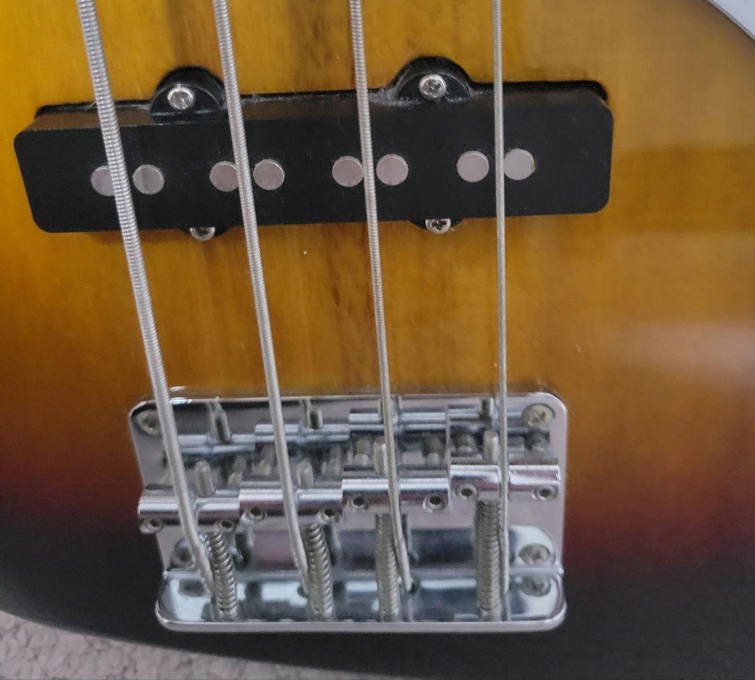 BUSKERSエレキベース