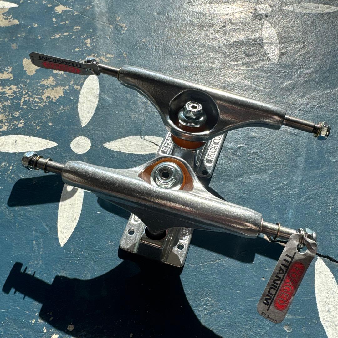 インディトラック139 StageForged Titanium 18,500円