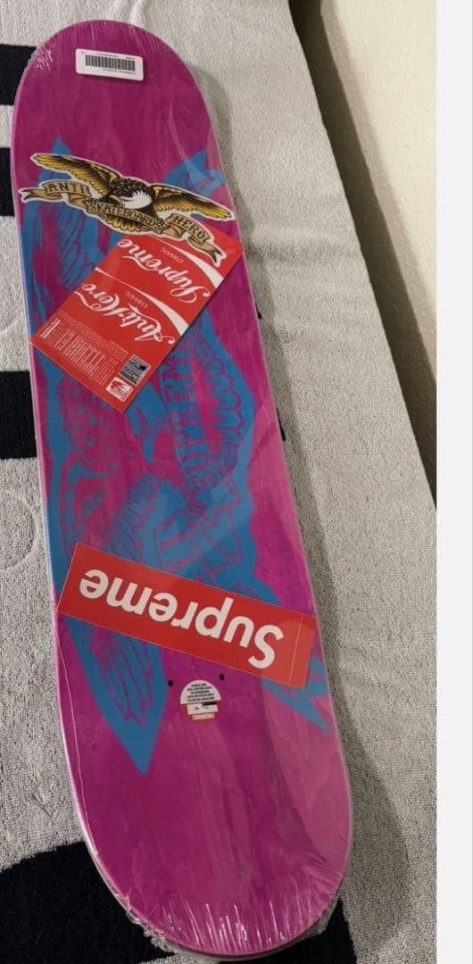 未開封　完売品　Supreme&アンチヒーロース