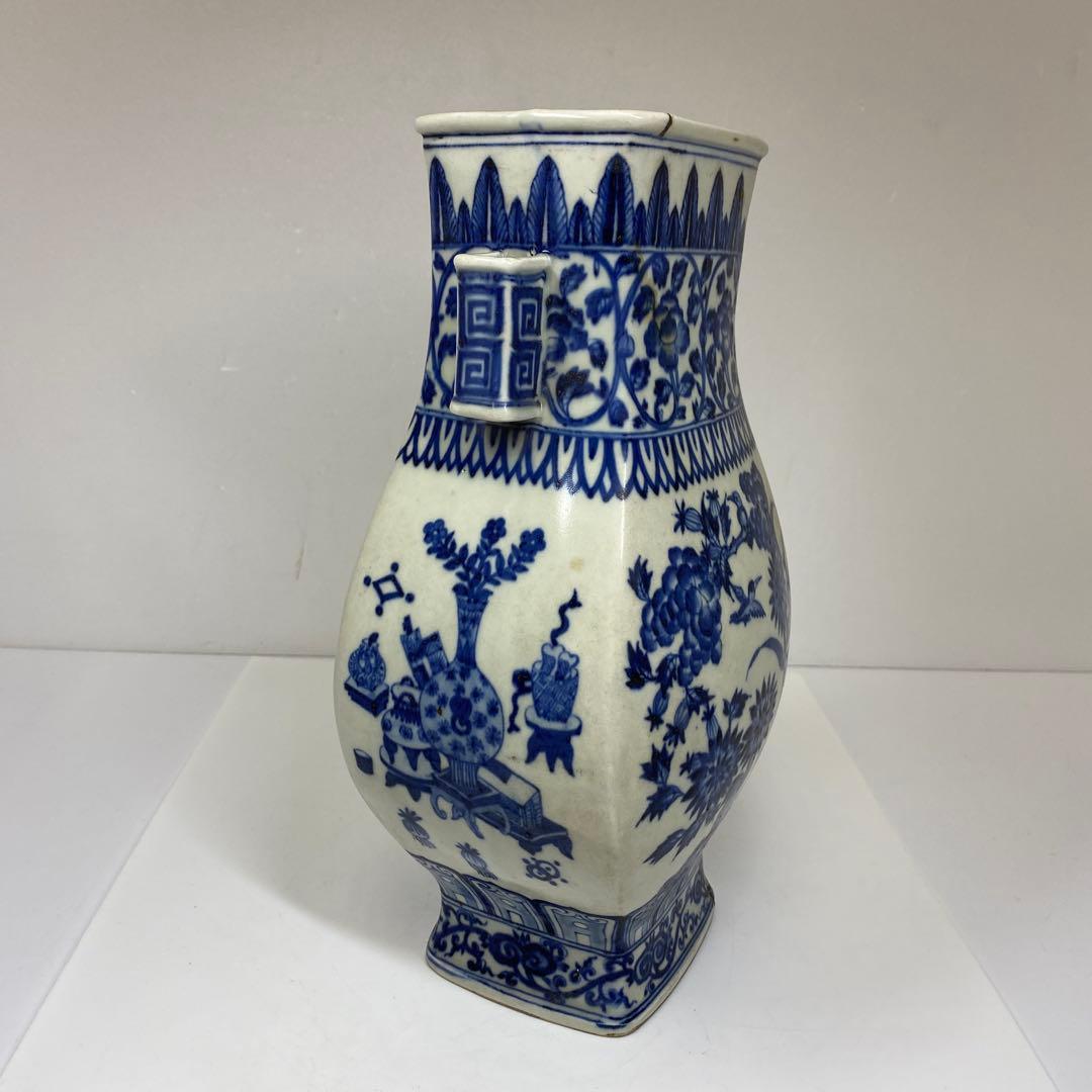 専用　中国美術　青花花瓶　高さ31㎝　タルチ　東さ7-0206①