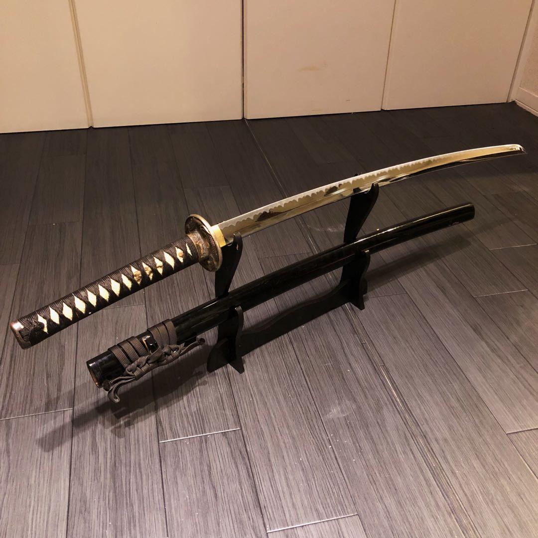 高級模造刀　黒拵え　居合刀　太刀　本格模造刀