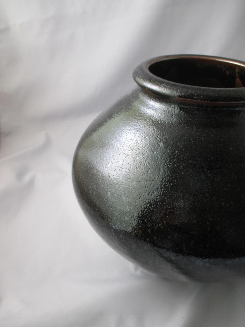 島根県　出西窯　【SHUSSAI】黒釉　柚子肌　壺 花瓶　未使用
