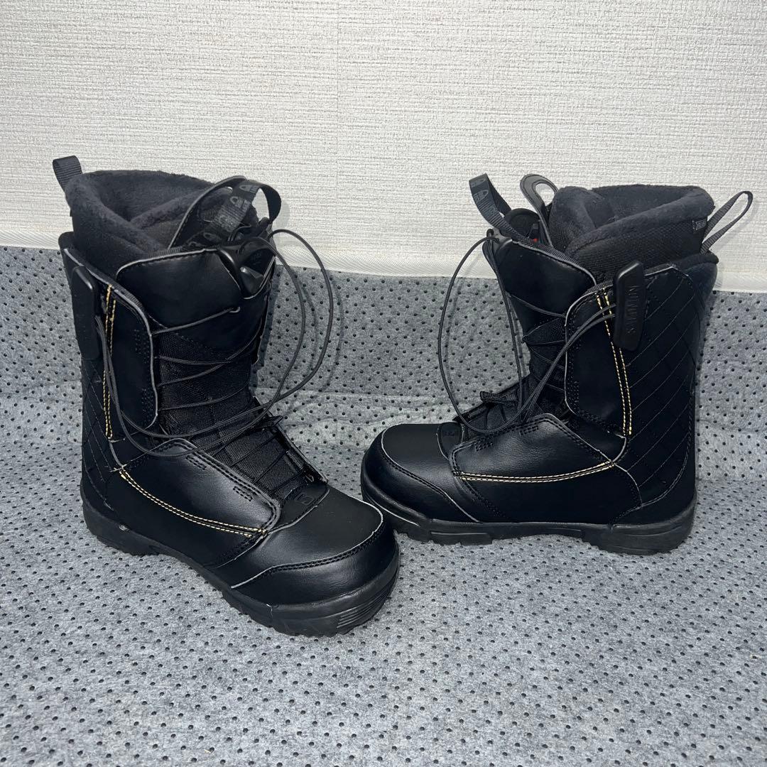 数回使用 23cm レディース SALOMON PEARL スノーボードブーツ
