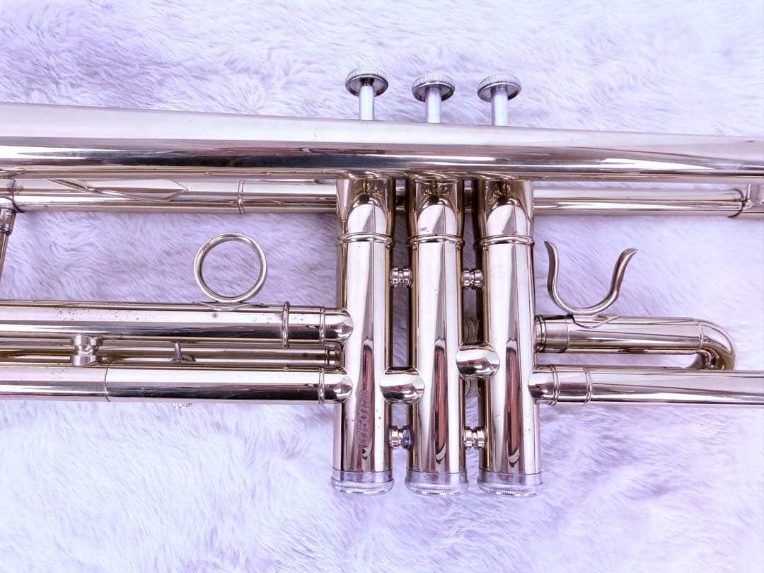 演奏確認済 ピストン良好 SAVALEY B♭トランペット マウスピース2本付
