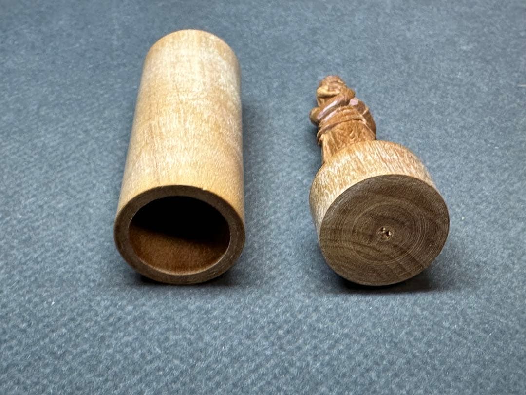 極上彫刻　印材　印鑑　木彫り　インド　白檀　仏教美術　仏像 骨董 木像　木製