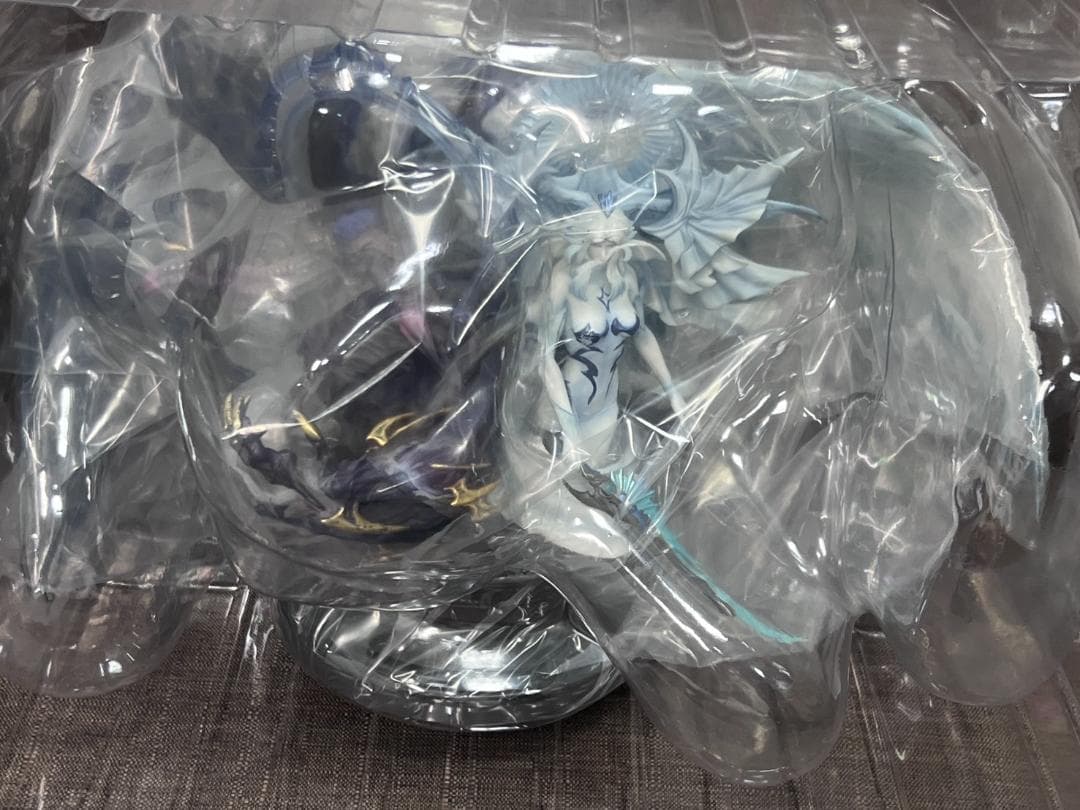 m*o様 Z7965★FF14 ハイデリン&ゾディアーク フィギュア コード使用