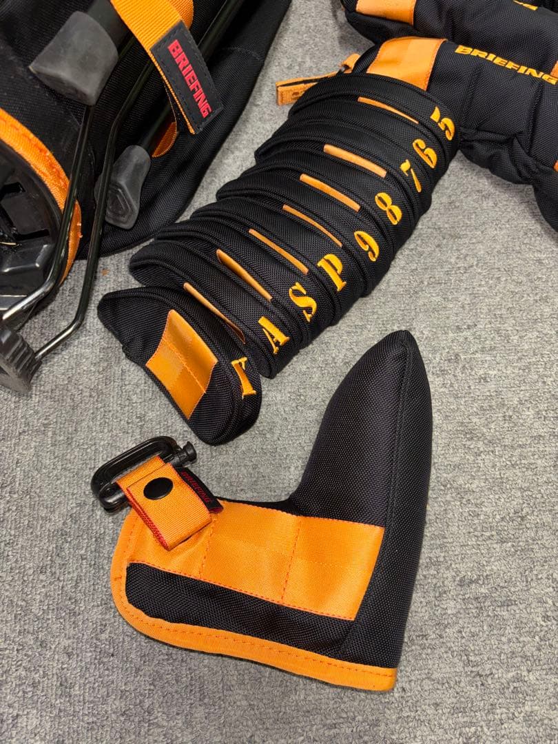 （希少品）ブリーフィング、クルーズコレクション、キャディバッグ含む8点フルセット