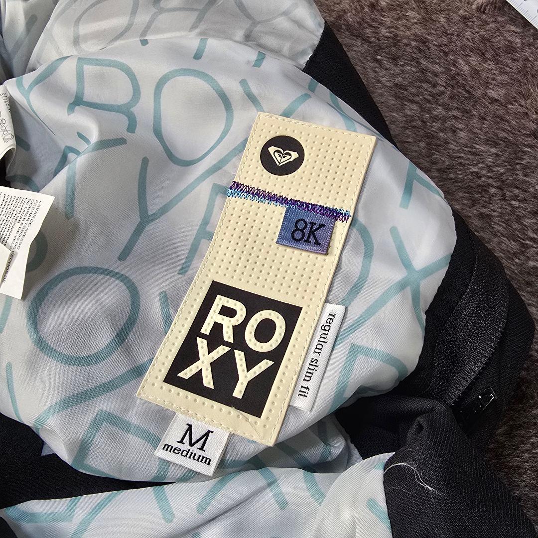 ROXY スノーボードウェア M 黒 未使用　美品