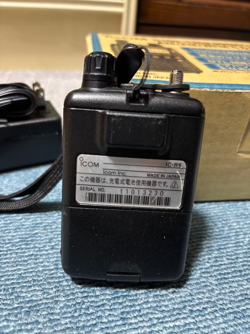 Icom IC-R6 ハンディ受信機　エアバンドスペシャル