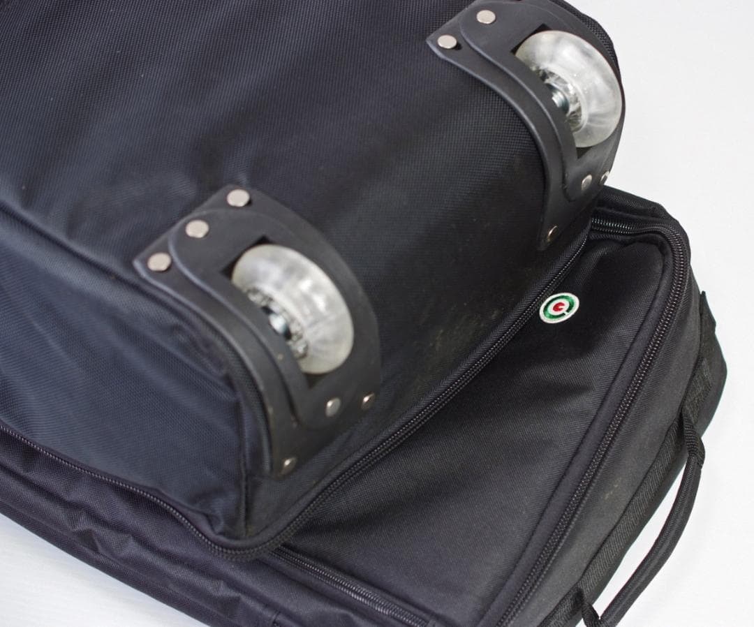 ☆オールインワン W35大型スキーケース ブーツ収納 静音ローラー スノーボード