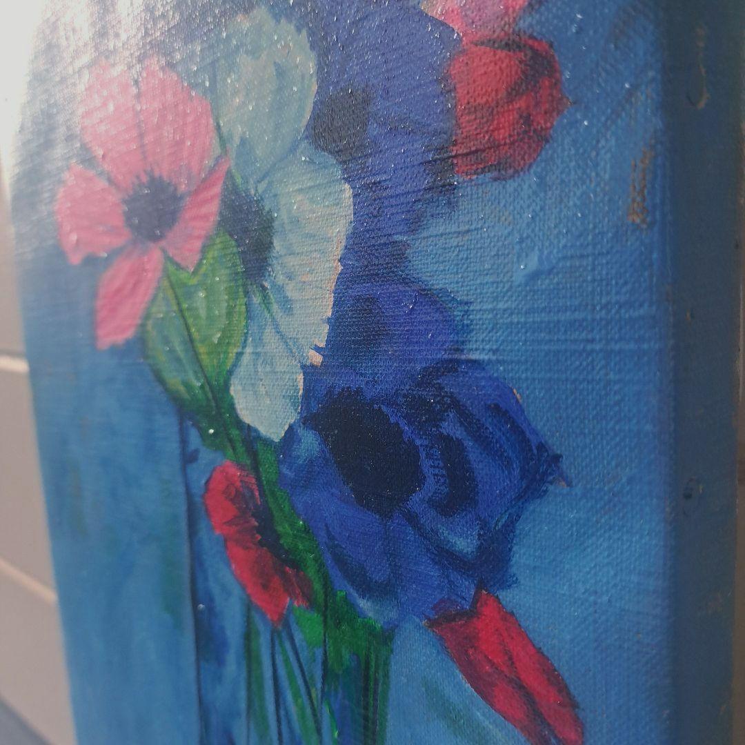 キャンバス油絵　専用　青い背景のコップに入れた野のお花　抽象静物画