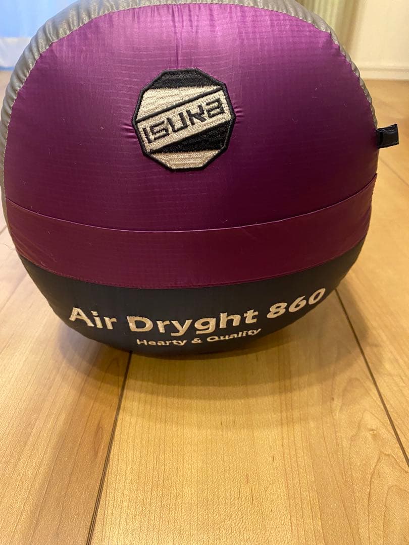 【美品】イスカ　エアドライト860 シュラフ　ストレージバッグ、圧縮袋付き