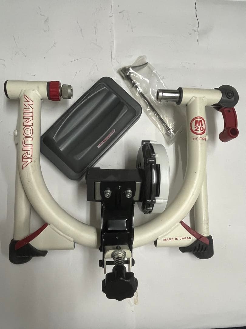 MINOURA ミノウラ　ミニベロ用❗️ サイクルトレーナーM-20ローラー❗️