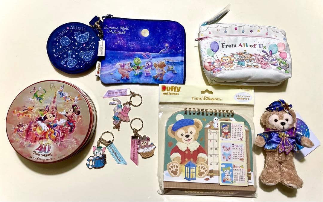 ダッフィーグッズ、ディズニー40周年空缶 セット