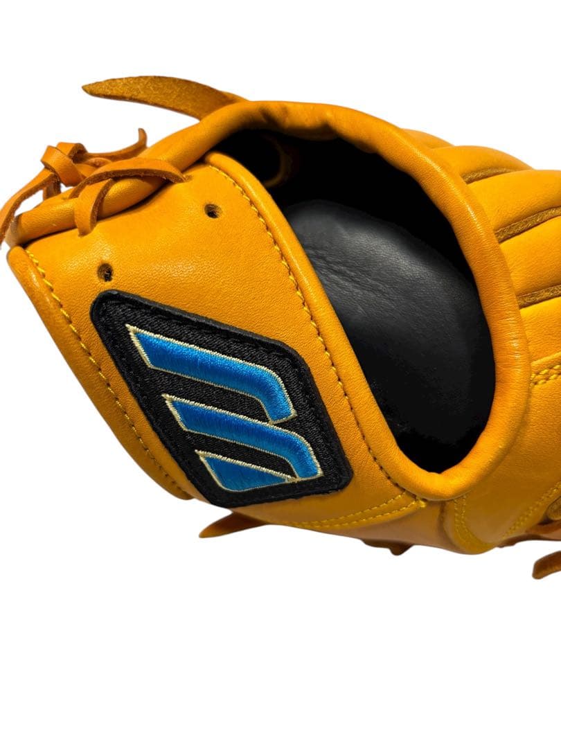 【極美品】ミズノ 都市対抗野球 レア黒獅子 記念モデル 右投げ用 軟式グローブ