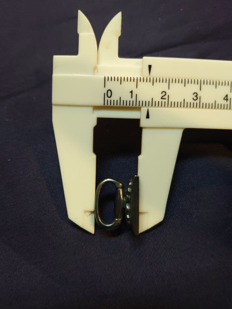 小柄小刀の拵え用に仏具金具師制作、栗形