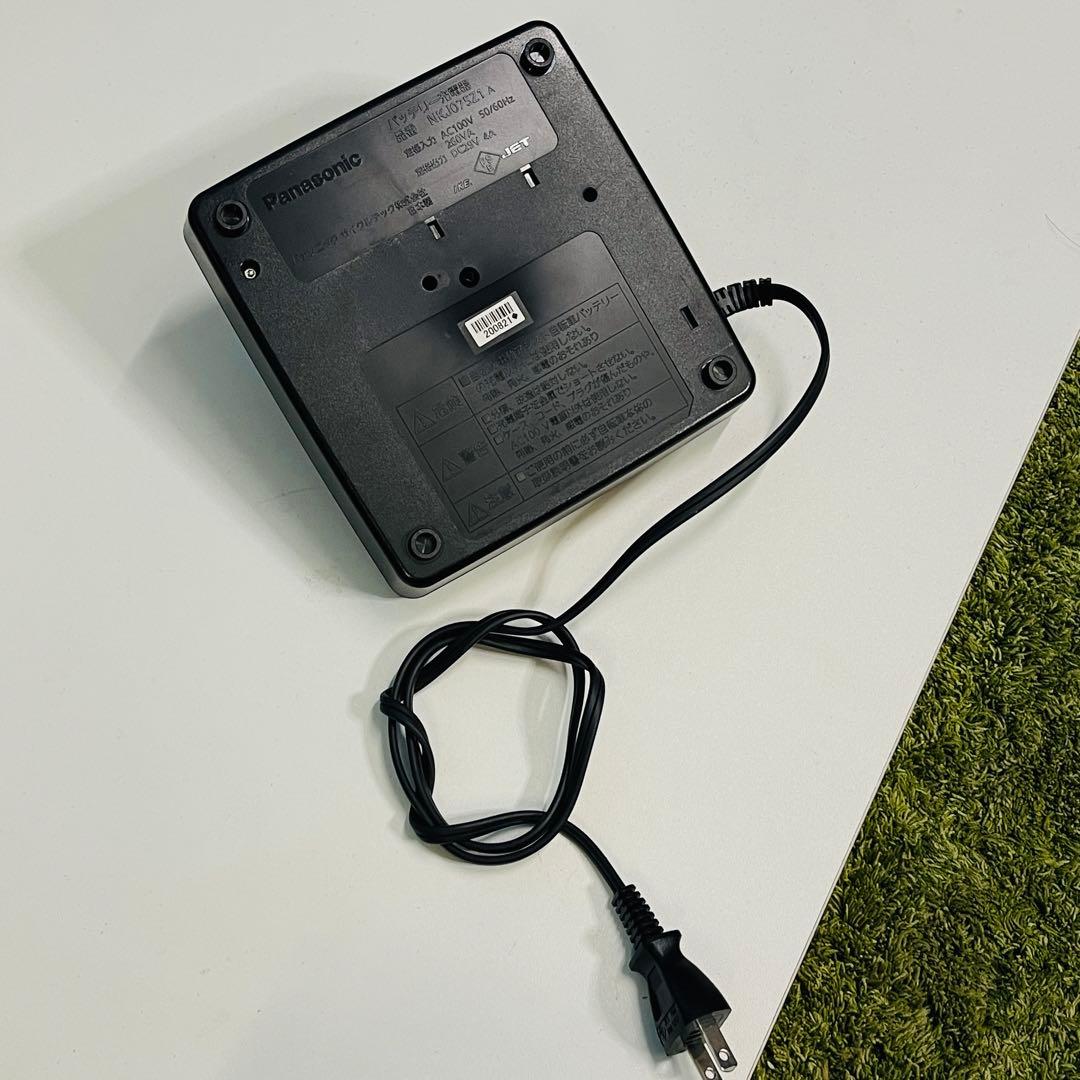 Panasonic パナソニック NKJ075Z 充電器動作品