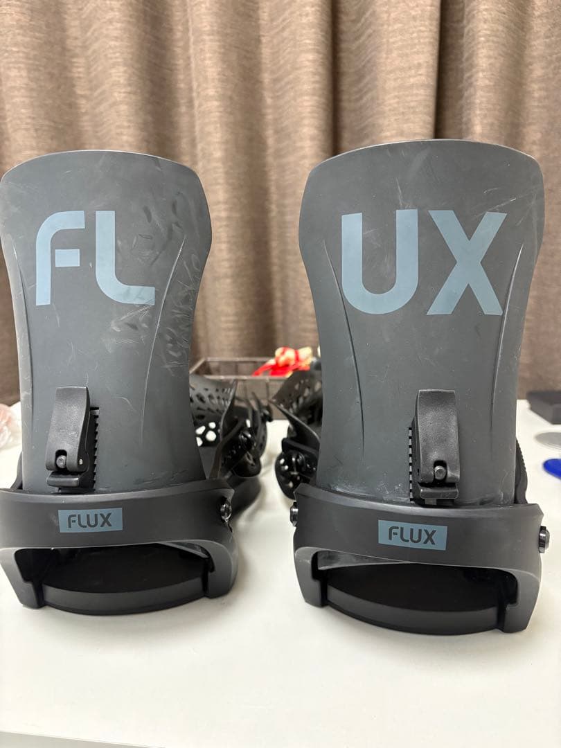 早く売りたいですFLUX スノーボード ビンディング ブラックM