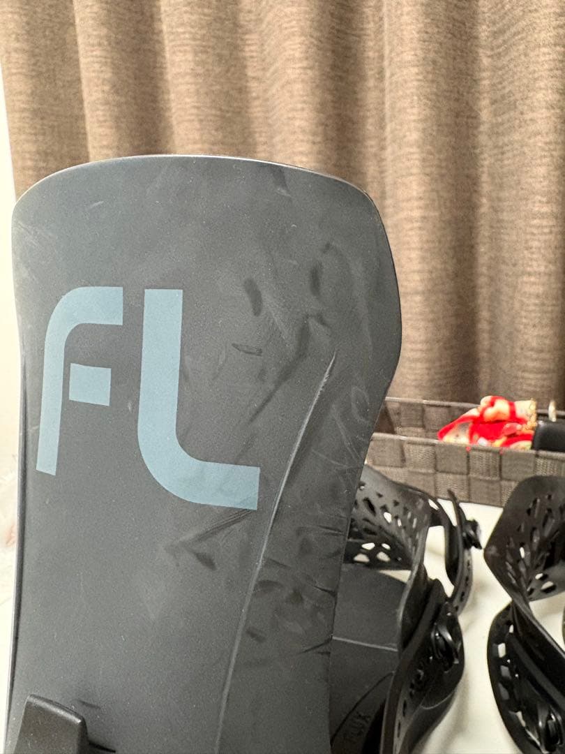 早く売りたいですFLUX スノーボード ビンディング ブラックM