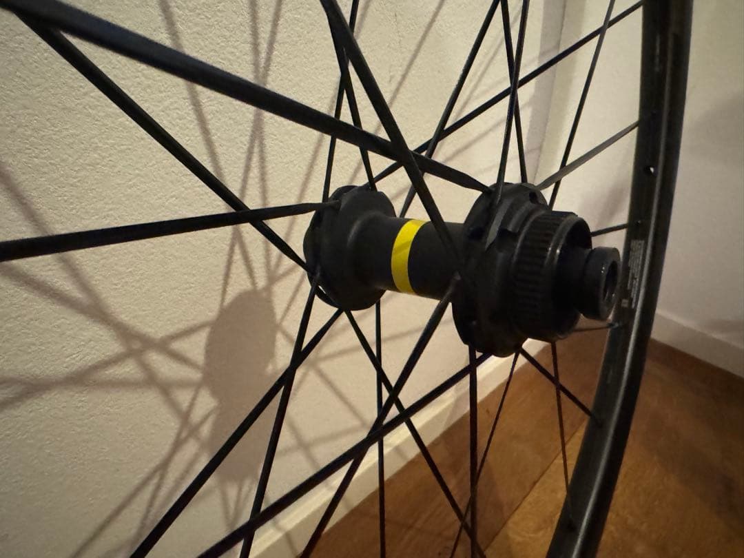 MAVIC COSMIC SLR32 シマノハブ